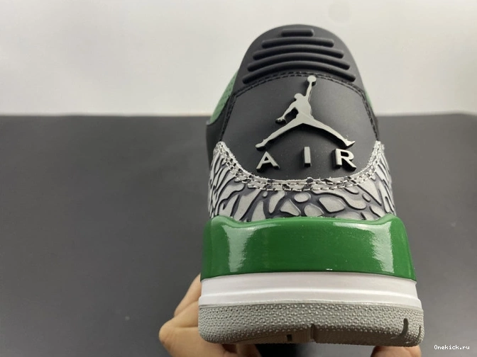 One Kick Green Air CT8532-030 Pine Jordan 3 0805